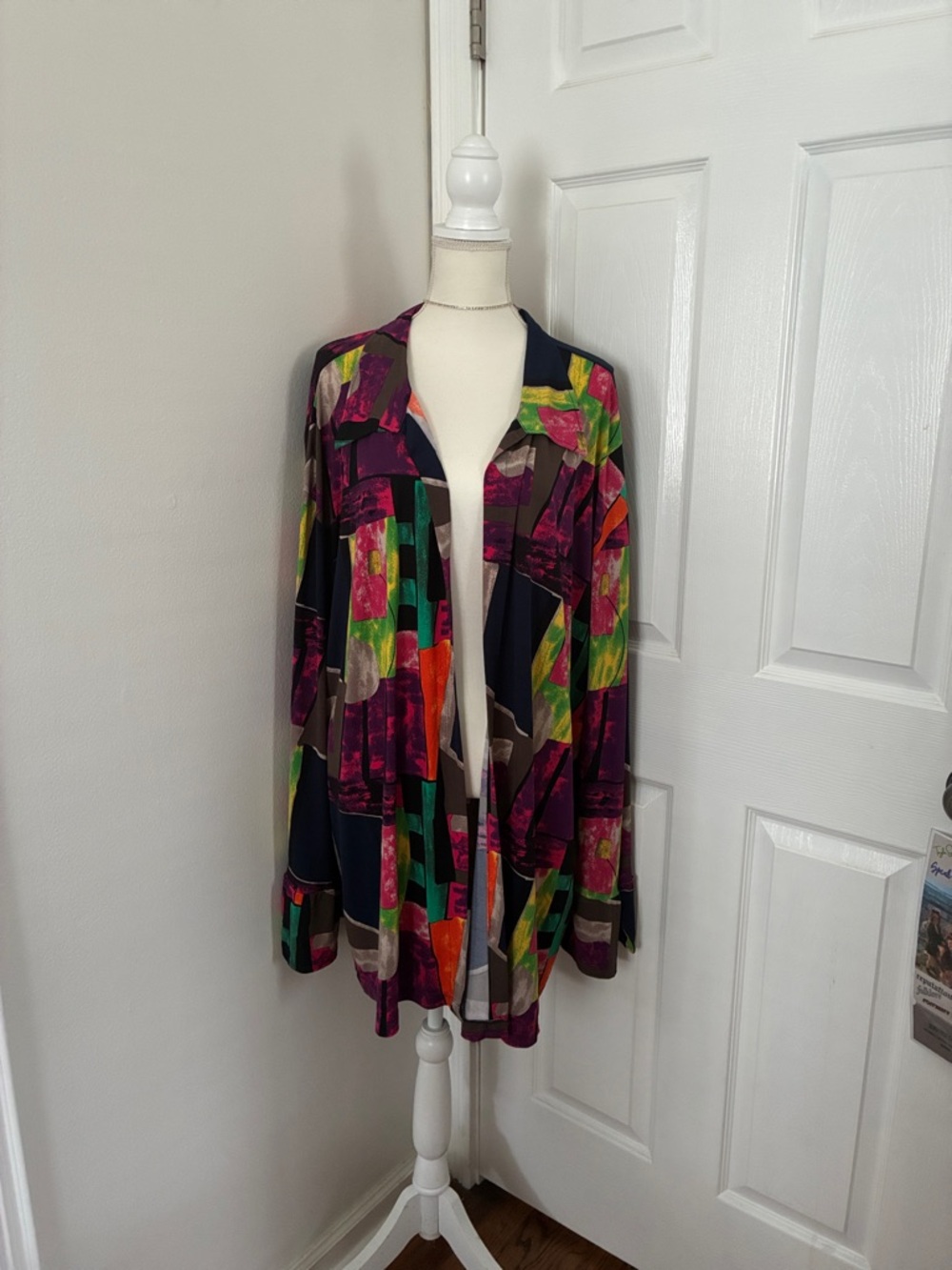 ✨RARE PIECE, UNAVAILABLE ONLINE✨ Zelie for She Abstract Print Cardigan